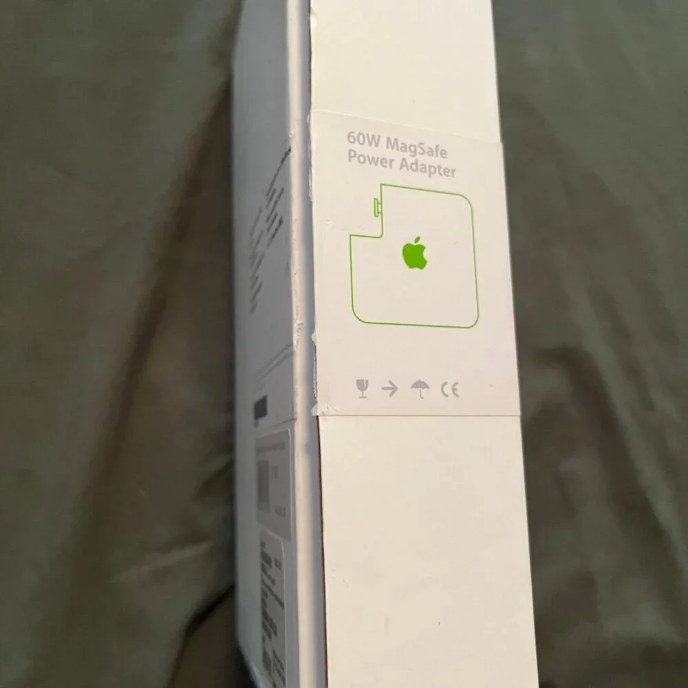 Apple 60W MagSafe Power Adapter for MacBook
